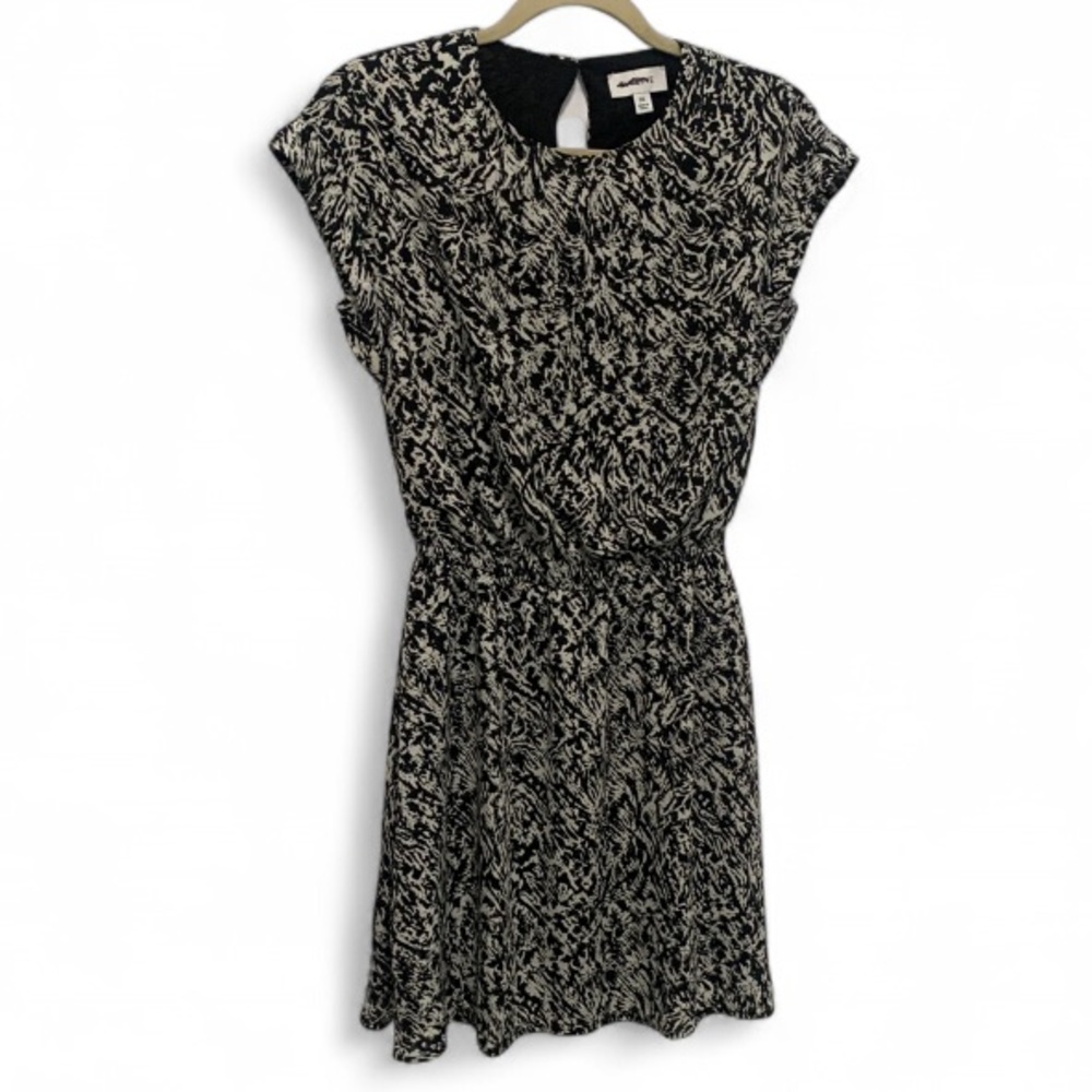 Evereve Black White Boho Print Cap Sleeve Mini Dress Size XS - Picture 1 of 10